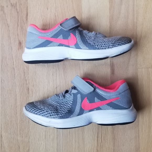 Nike Other - Nike sneakers